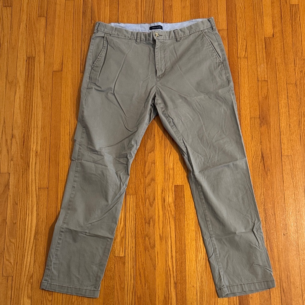 TOMMY HILFIGER BROWN CHINO PANTS Men’s 40 x 34